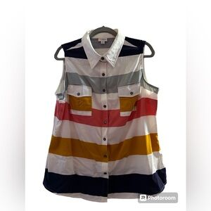 NWT LulaRoe XL Roxanne Sleeveless Button Down